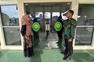 Arahan Pranata Keuangan APBN Terampil Pengadilan Agama Sidikalang dalam Morning Briefing Petugas Keamanan